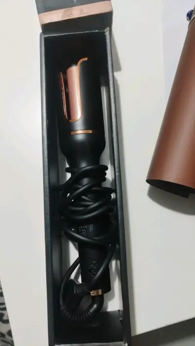 Rizador de Pelo Automático Negro y Dorado - miniatura 2