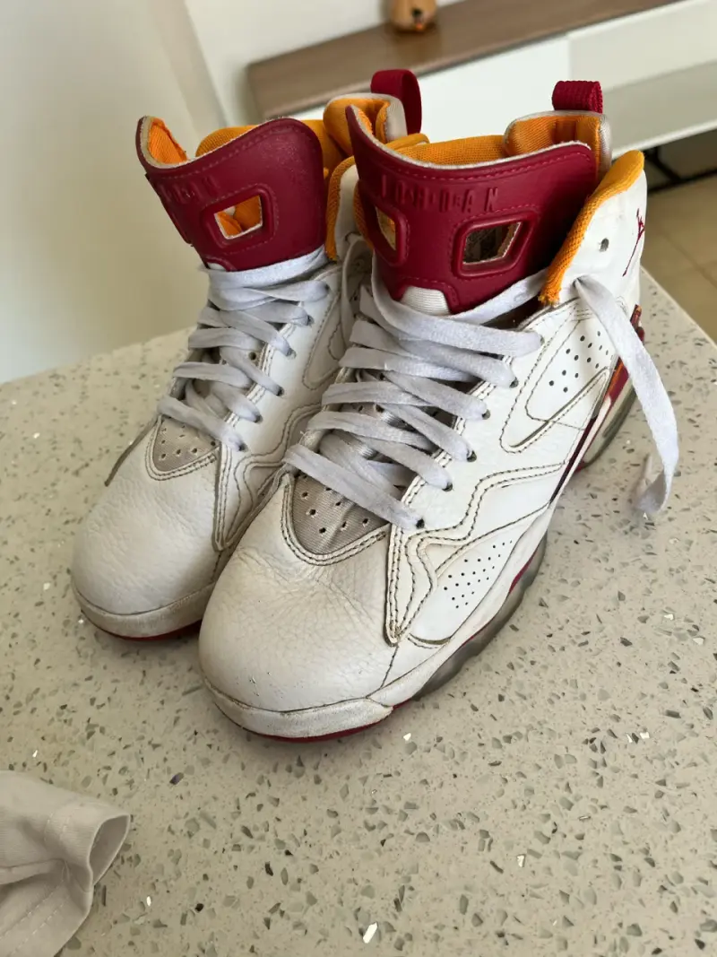 Zapatillas deportivas Air Jordan blancas y rojas - 3
