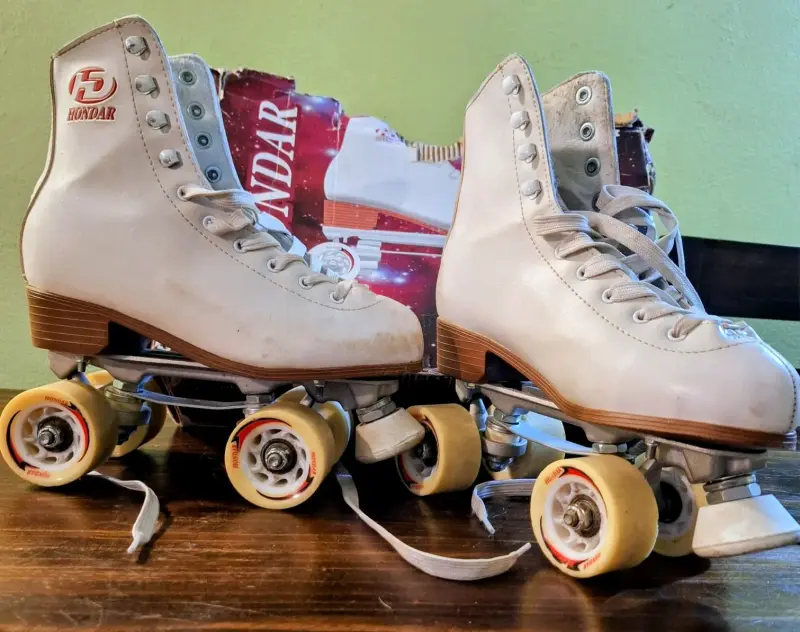 Patines de Cuatro Ruedas Hondar Blancos - 1
