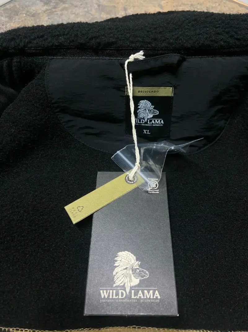 Chaqueta de lana polar Wild Lama con diseño tribal - 2