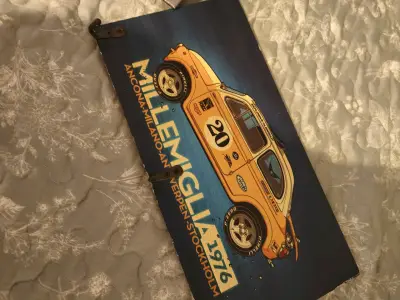 Set de autos de juguete + estructura para colgar - miniatura 5
