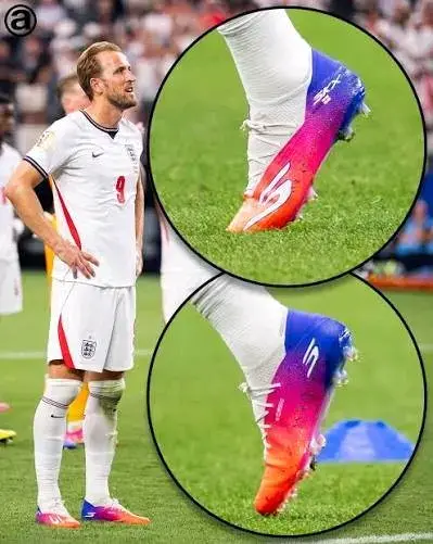 🏴󠁧󠁢󠁥󠁮󠁧󠁿Llavero Colección Botín Harry Kane Mundial 2026🏴󠁧󠁢󠁥󠁮󠁧󠁿 - miniatura 2