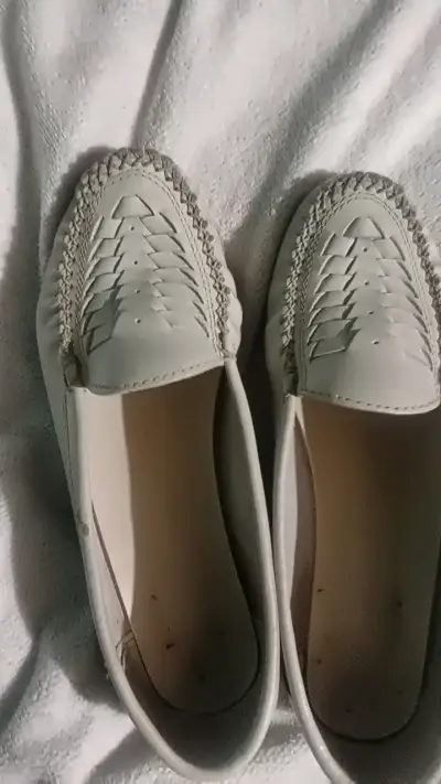 Mocasines de cuero blanco para mujer - miniatura 3