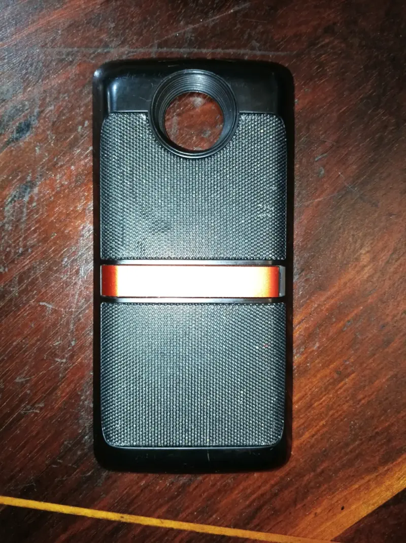 Parlante JBL para Moto Z Play - 3