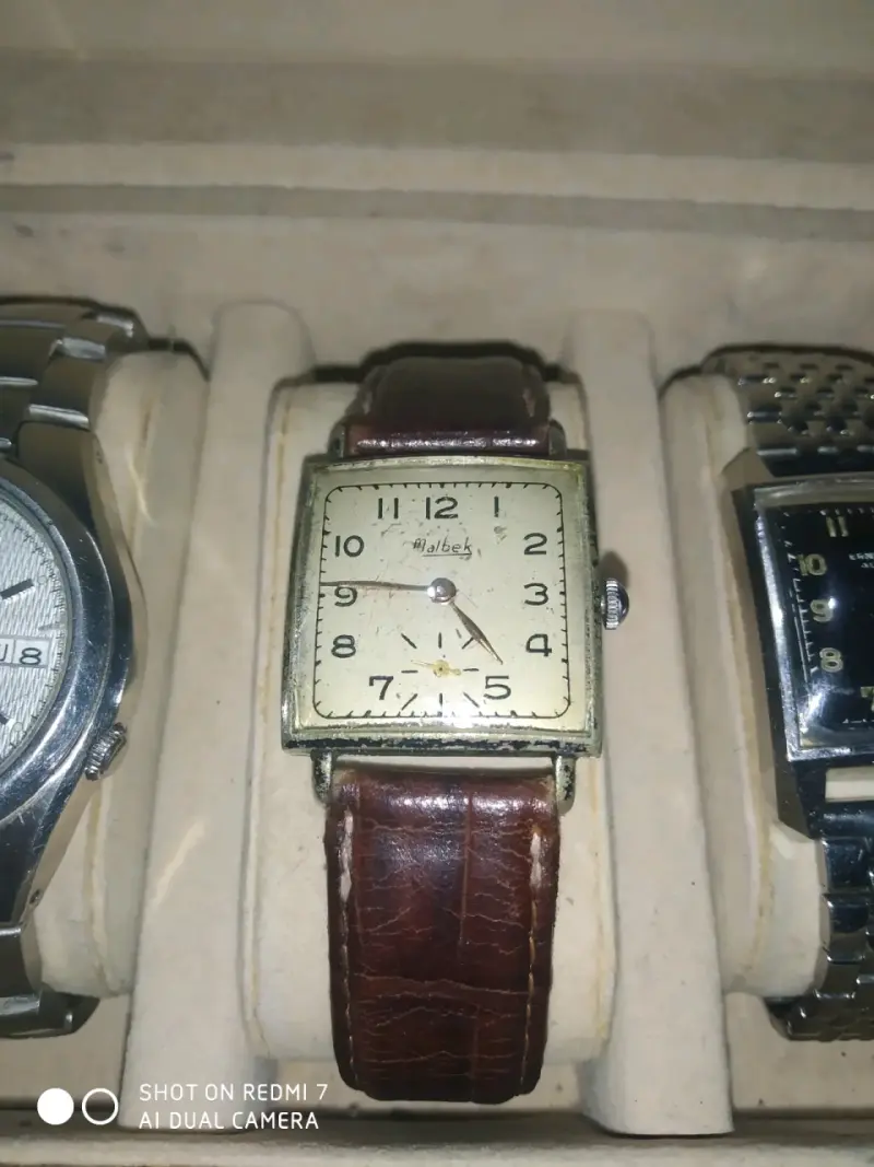Reloj vintage Malbek de pulsera cuadrado - 1