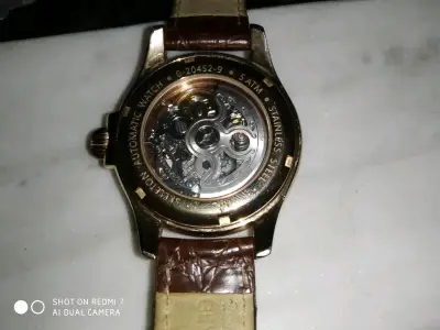 Reloj automático con correa de cuero marrón - miniatura 2