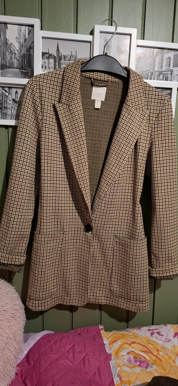 Blazer de cuadros marrón H&M para mujer - 4