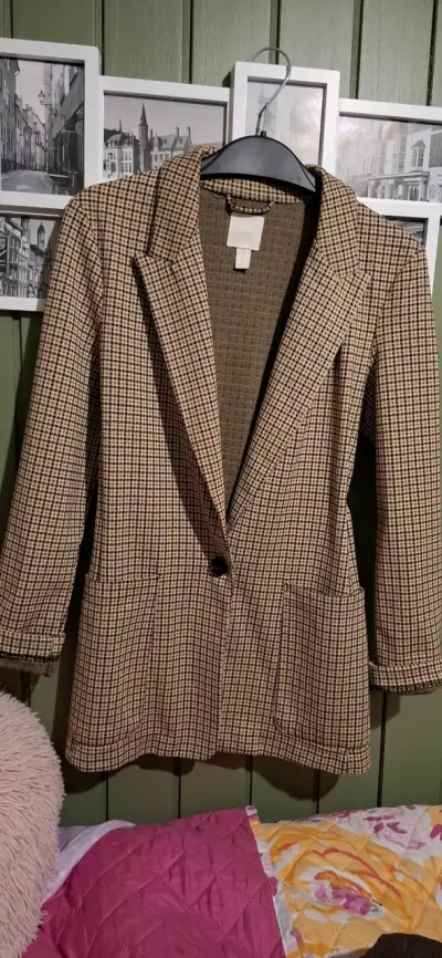 Blazer de cuadros marrón H&M para mujer - miniatura 4