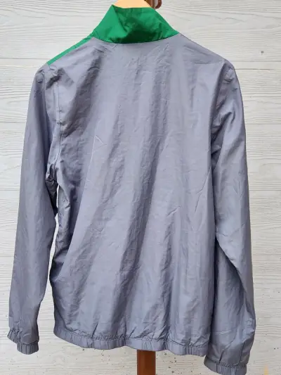 Chaqueta deportiva Nike verde y gris - miniatura 2