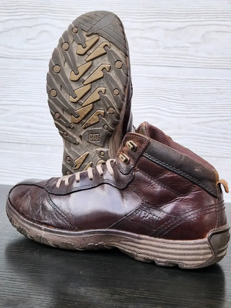 Botas de cuero marrón CAT para hombre - 6