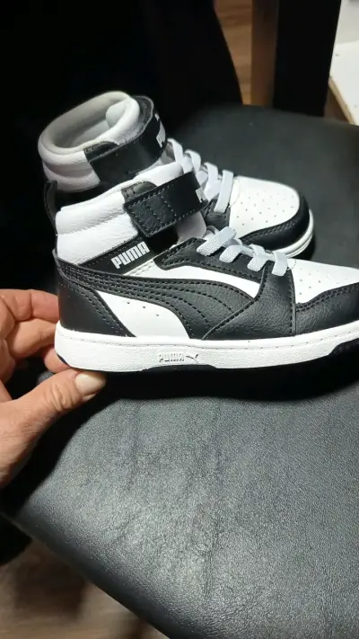 Zapatillas de niño Marca Puma. - miniatura 4