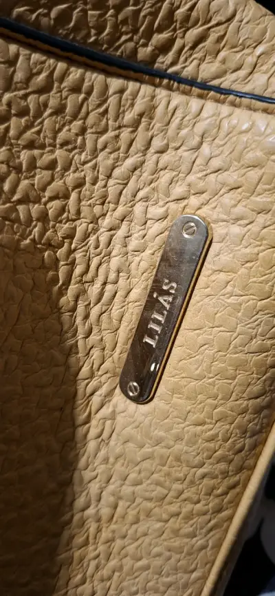 Cartera de cuero amarilla con correas ajustables - miniatura 5