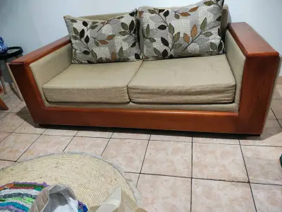 Sofá de madera con poltronas - miniatura 5