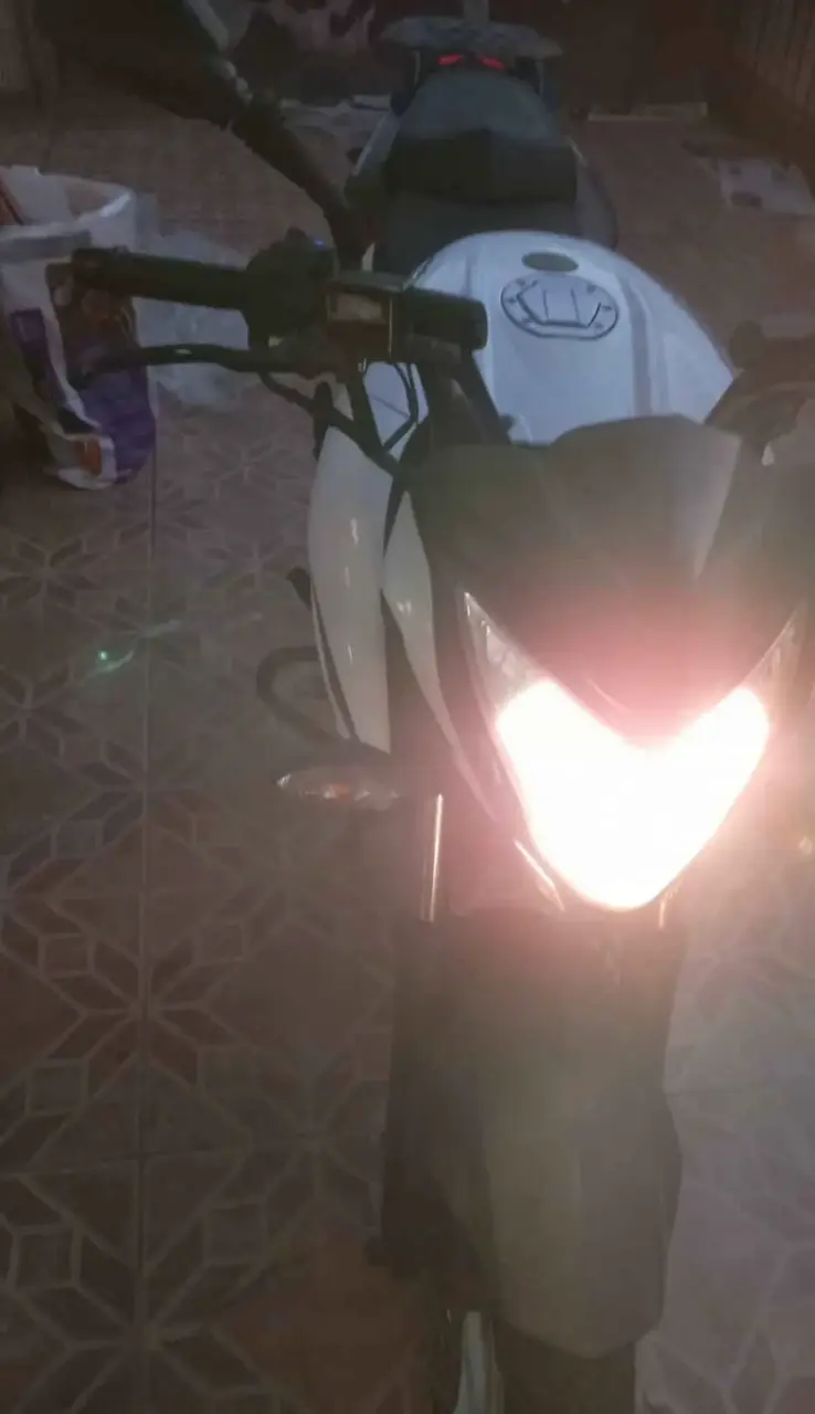 Moto Bajaj Pulsar NS200 en buen estado - 3