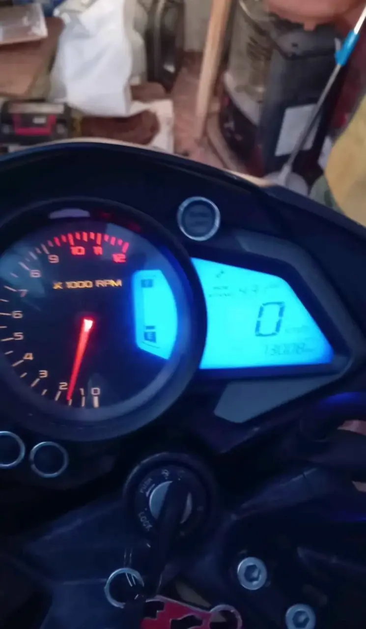 Moto Bajaj Pulsar NS200 en buen estado - 6