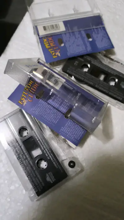 Cassettes Las Canciones de Estúpido Cupido Vol1y2 - miniatura 3