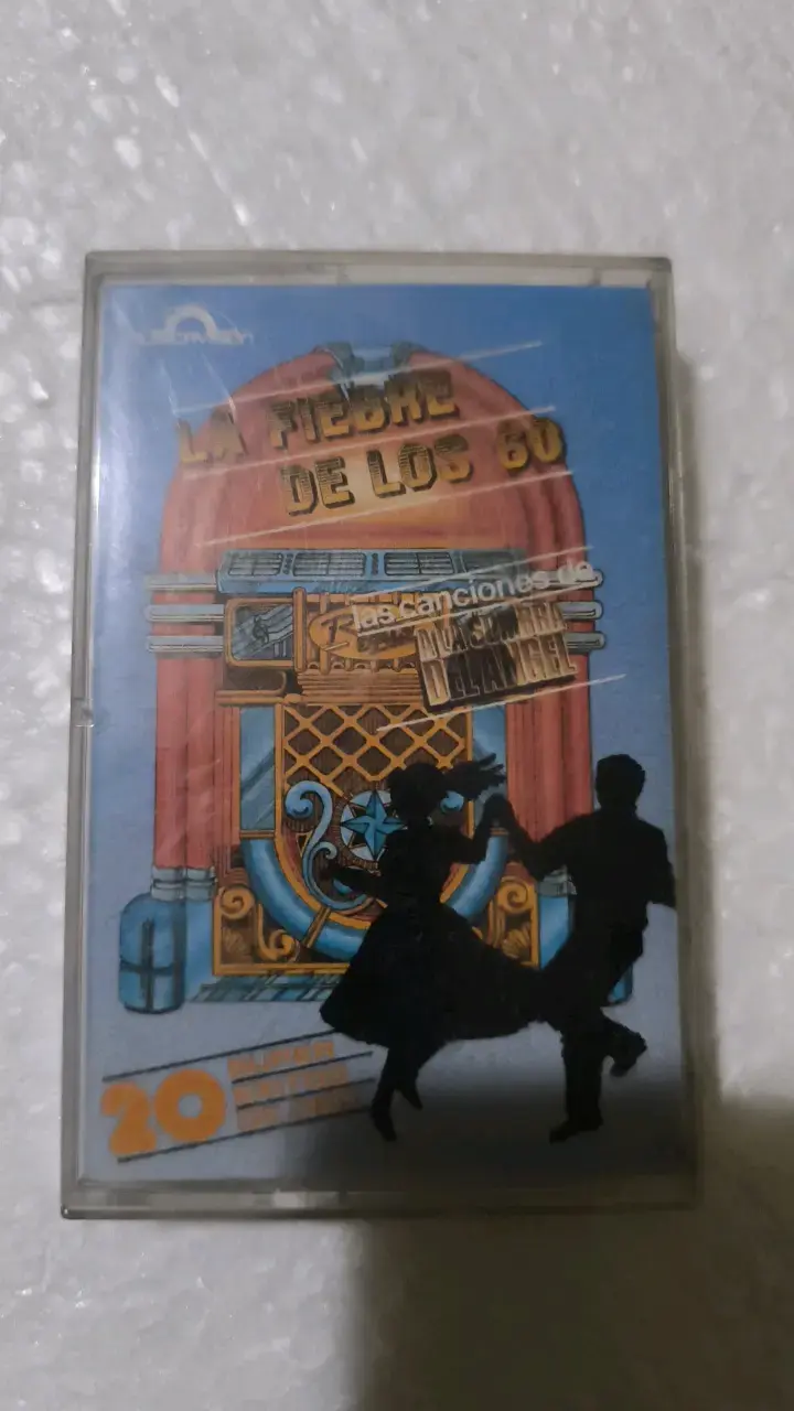 Cassette La Fiebre de los 60 con 20 éxitos - 1
