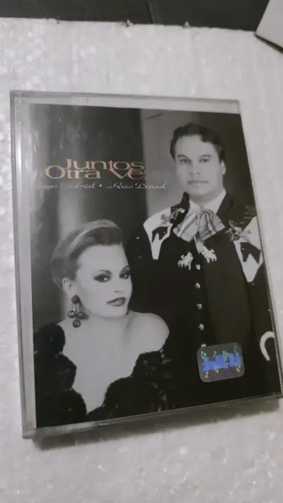 Cassette Juntos Otra Vez de Juan Gabriel y Rocío Dúrcal - miniatura 1