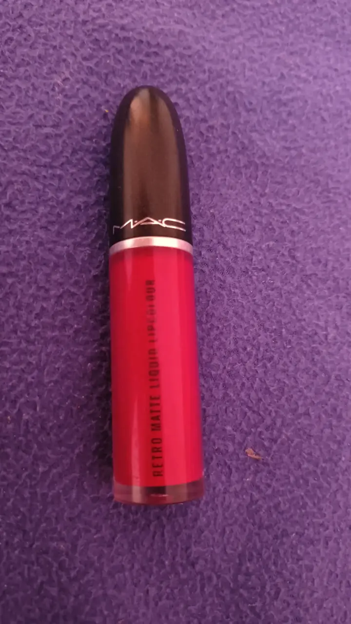 Lote de maquillaje MAC con lápices y sombras - 6