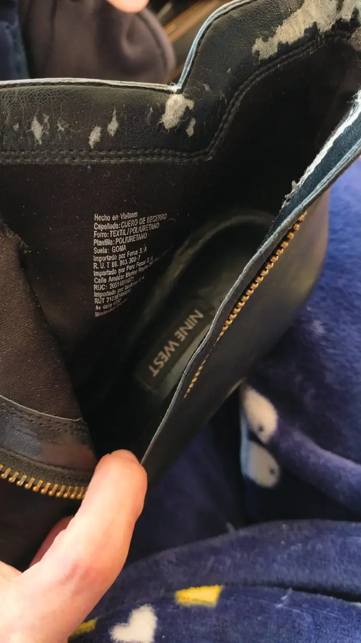 Botines de cuero negro Nine West con cierre dorado - 2