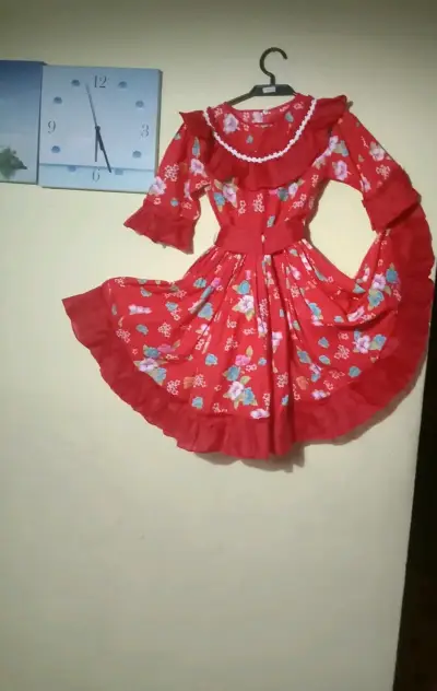 Hermoso vestido de Huasa, NUEVO. talla 12/14 - miniatura 2