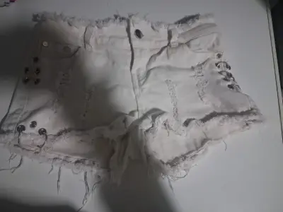 Shorts de mezclilla blancos - miniatura 1