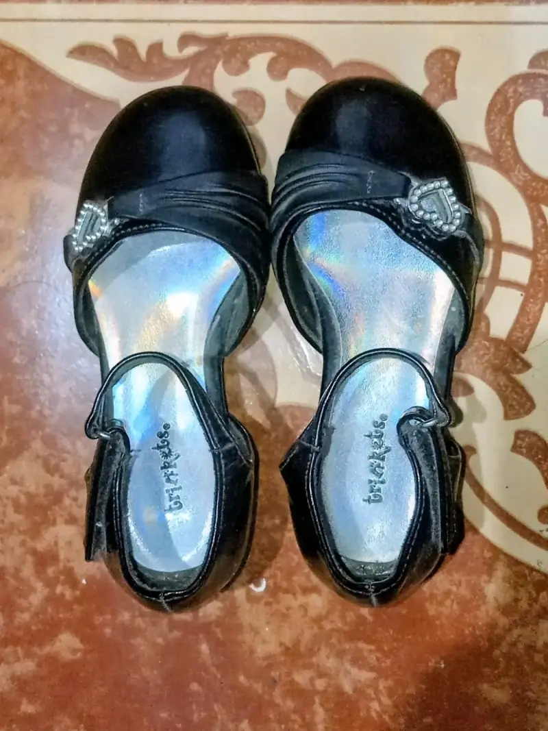 Zapatos cueca negro con hebilla decorativa 8 1/2 - 2