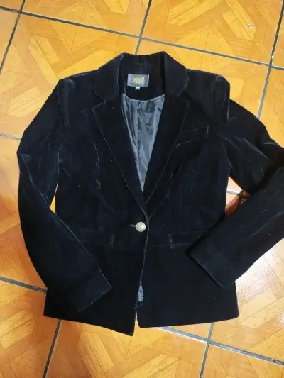 Blazer de terciopelo negro para mujer talla 38 - miniatura 1