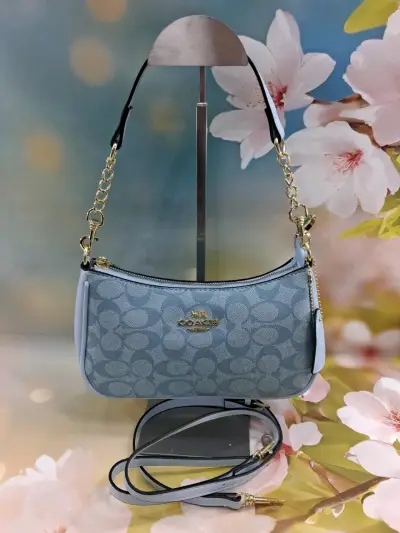Cartera Coach  con correa ajustable - miniatura 2