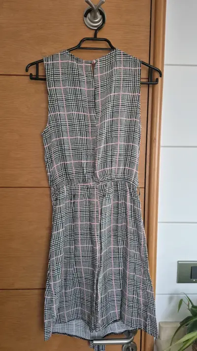 Vestido sin mangas Miss Selfridge - miniatura 3