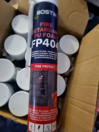 Espuma Retardante de Fuego Bostik FP404 - miniatura 2