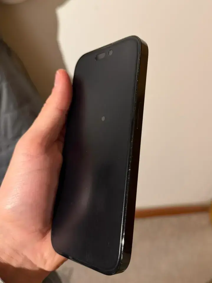 iPhone 14 Pro en buen estado 128 gb - 2