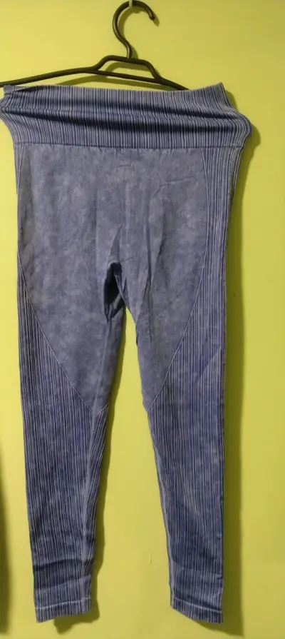 Ropa deportiva a la venta talla L y M por unida - miniatura 4