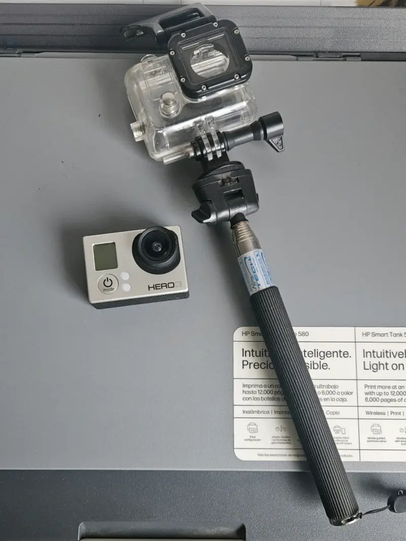 Cámara GoPro Hero3 con carcasa y soporte - 4