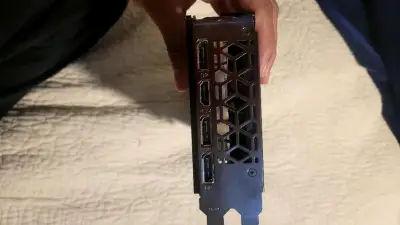 Tarjeta gráfica Galax GeForce RTX 4060 8GB - miniatura 3