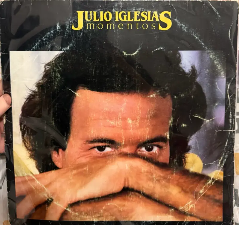 Vinilo Julio Iglesias Momentos en buen estado - 1