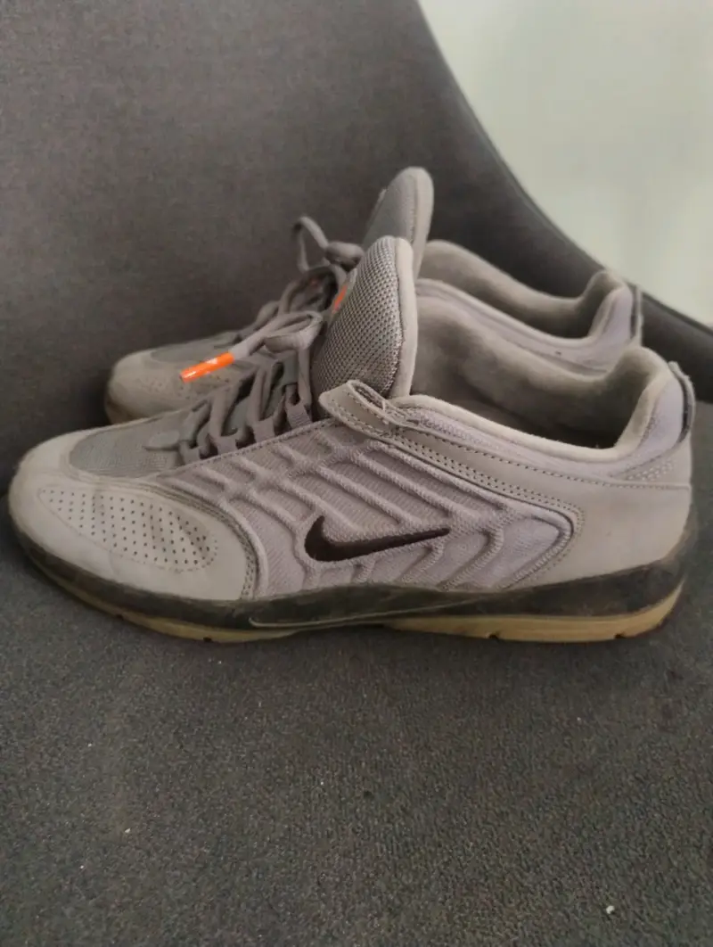 Zapatillas Nike SB grises para skate - 2
