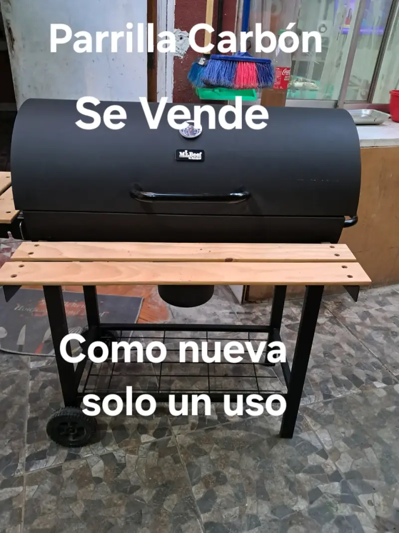 Parrilla a carbón Mr. Beef como nueva - 1
