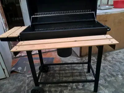 Parrilla a carbón Mr. Beef como nueva - miniatura 2