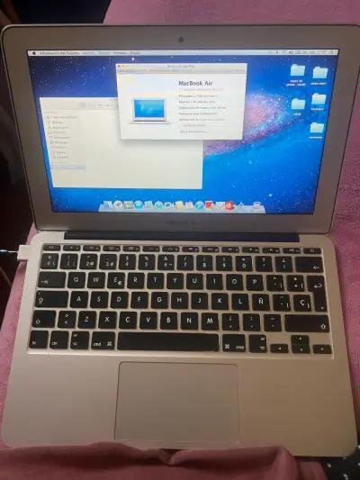MacBook Air 11 pulgadas 2012 Intel Core i5 - miniatura 3