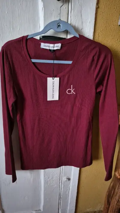 Polera Calvin Klein Jeans burdeos manga larga - miniatura 1