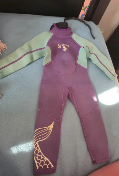 Traje de neopreno infantil Sirenas morado y verde - miniatura 1