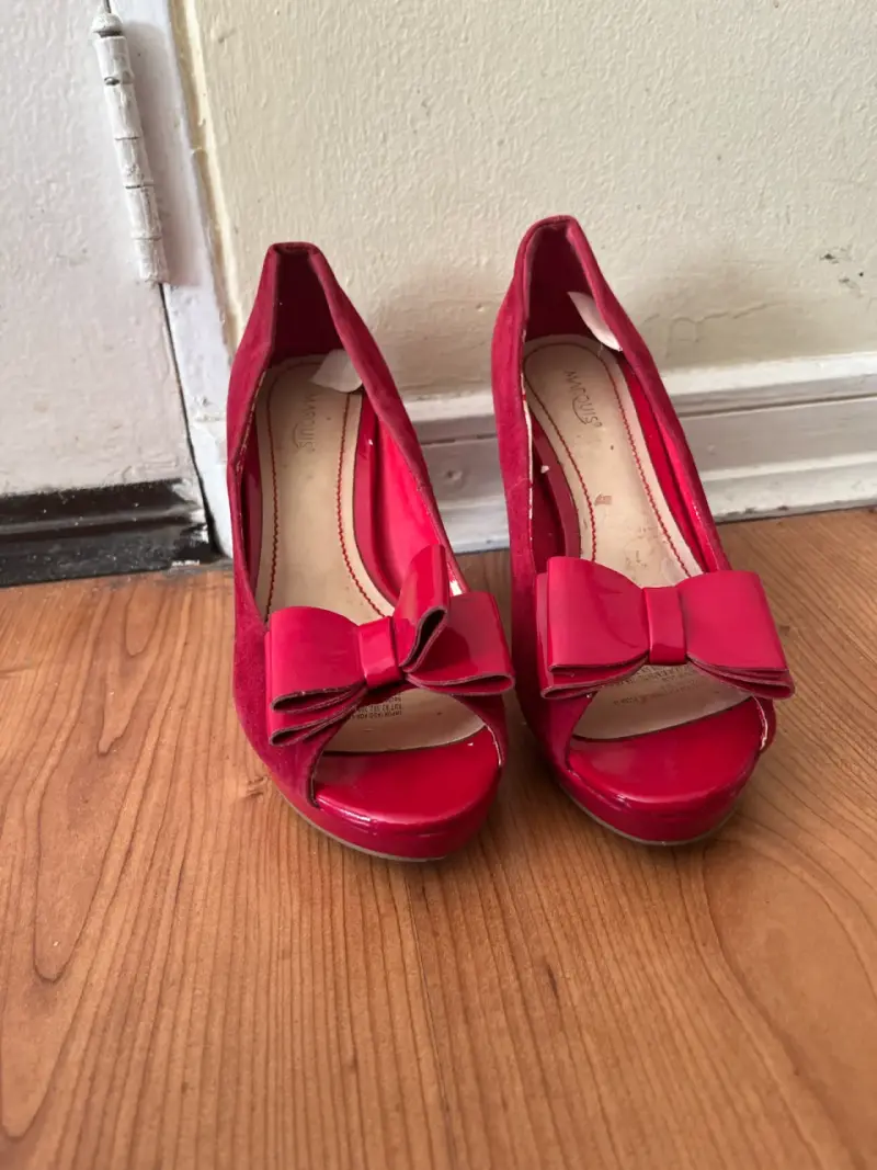 Zapatos de Tacón Rojo con Lazo para Mujer - 2