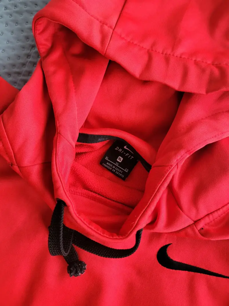 Polerón Nike Dri-Fit Rojo con Capucha - 3