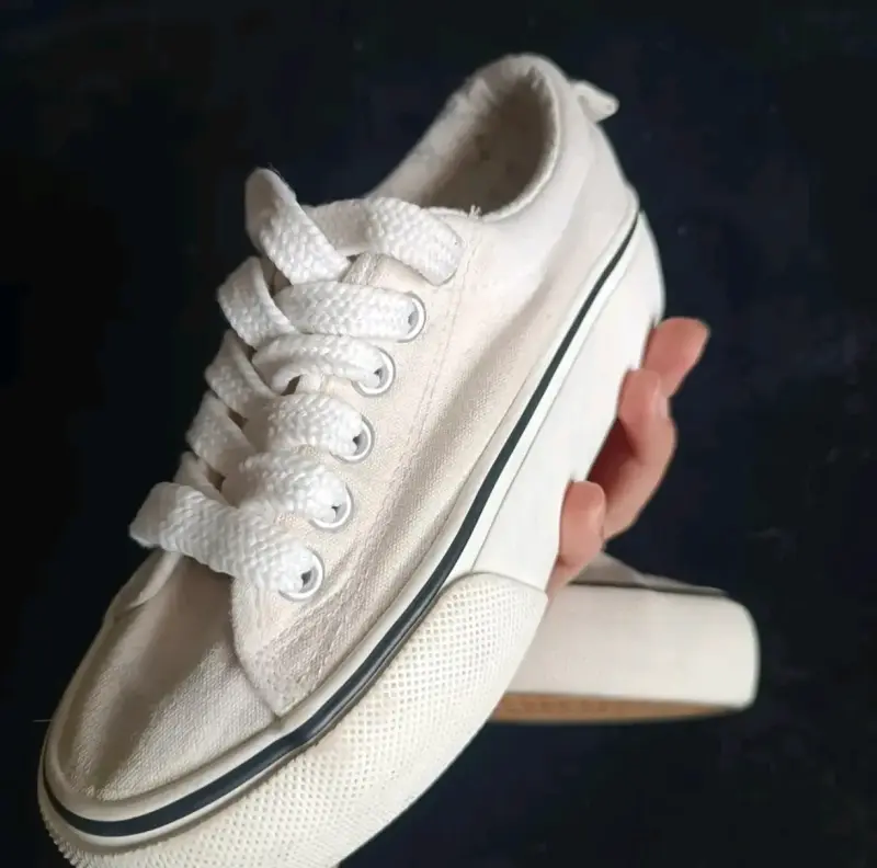 Zapatillas blancas con plataforma - 2