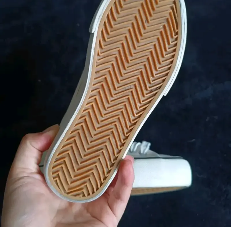 Zapatillas blancas con plataforma - 3