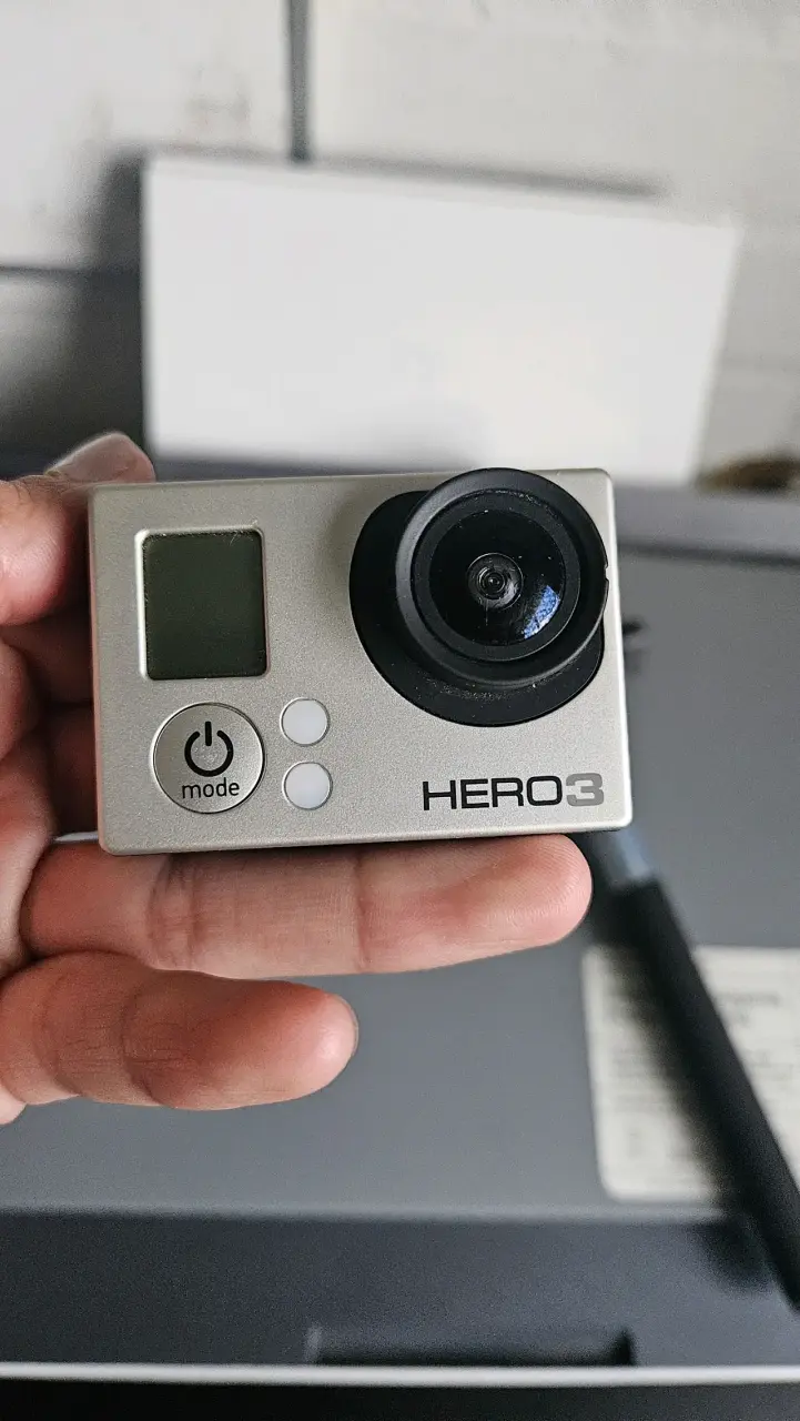 Cámara GoPro Hero3 con carcasa - reparación