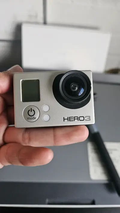 Cámara GoPro Hero3 con carcasa - reparación - miniatura 1