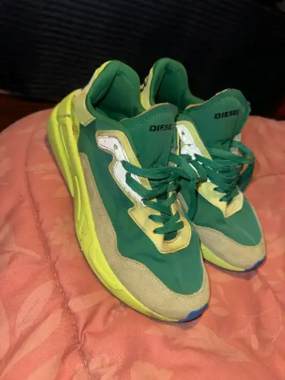 Zapatillas deportivas Diesel verdes y amarillas - miniatura 2