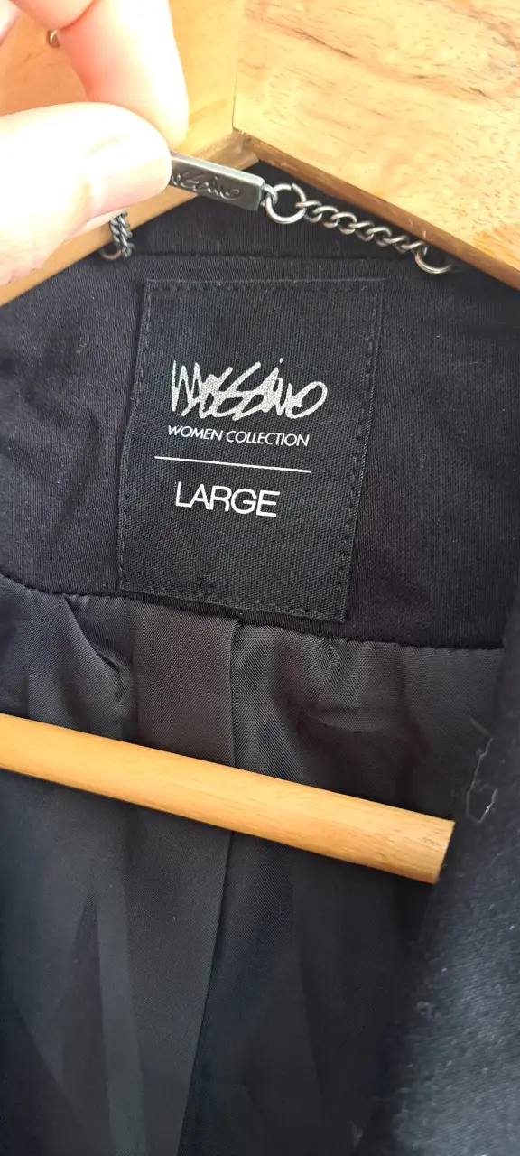 Blazer negro de mujer manga corta. - 3